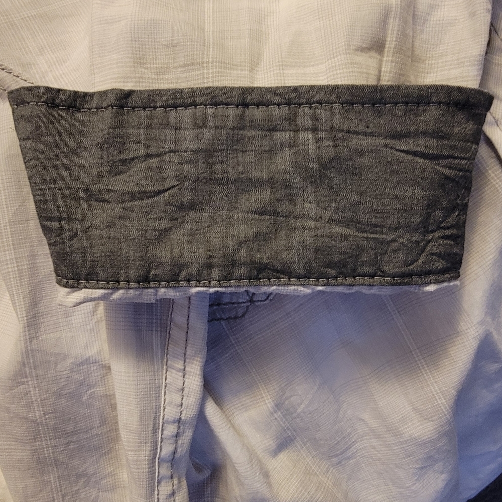 ROCK & REPUBLIC Button up - Picture 4 of 5